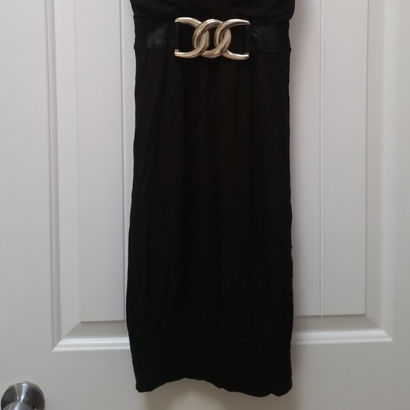 Black dress with gold accent - Picture 2 of 2